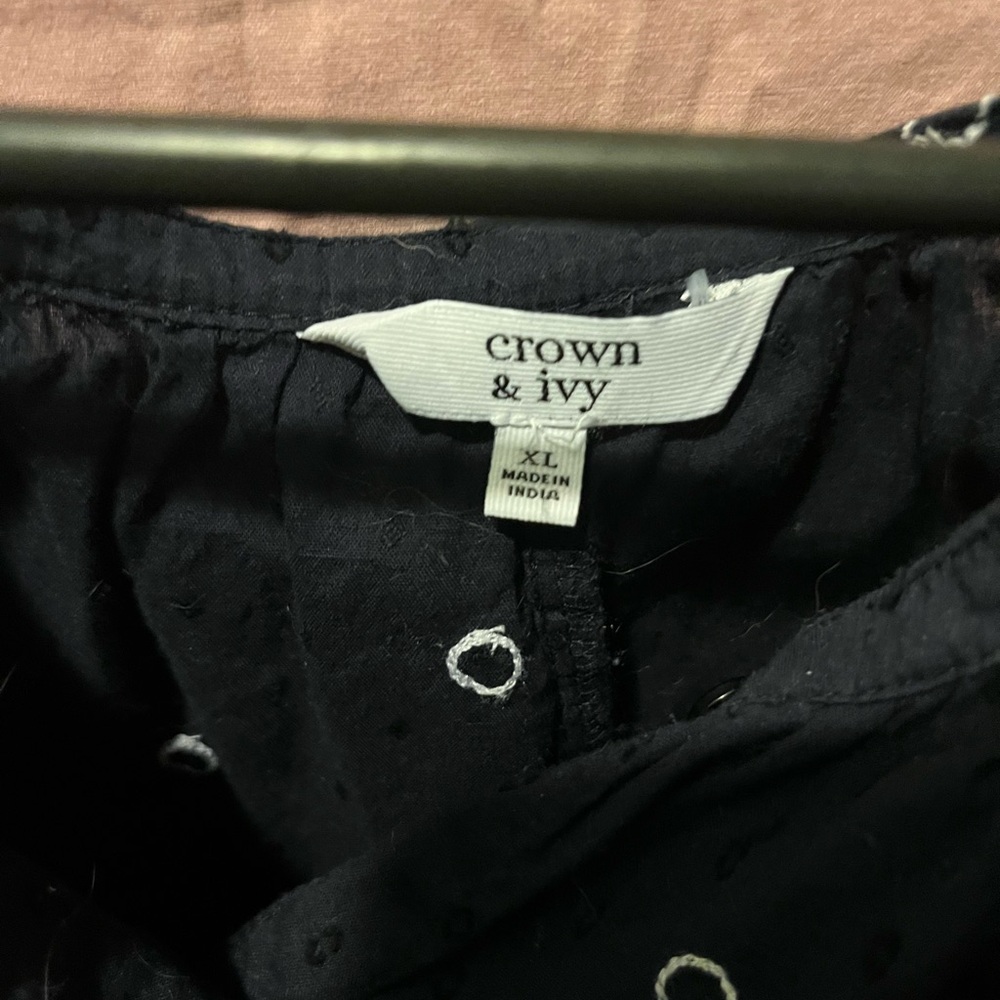 Crown & Ivy Black Blouse